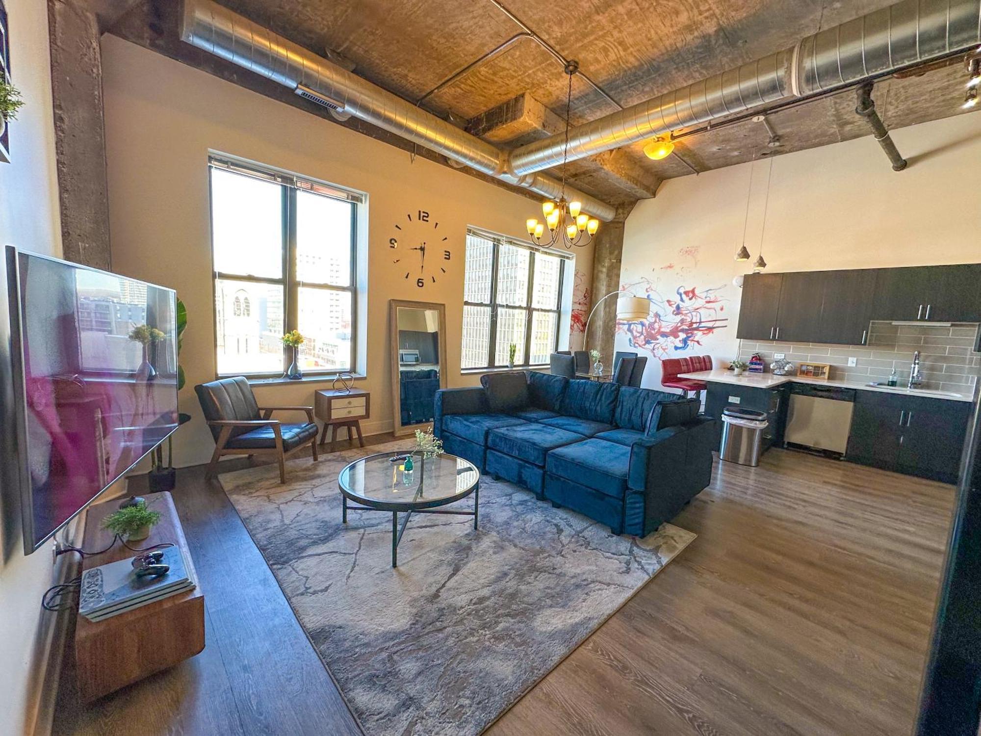 Mccormick Place 3Br Luxury Penthouse Duplex With Personal Rooftop And Optional Parking For 8 Guests In Chicago South Loop Чикаго Екстериор снимка